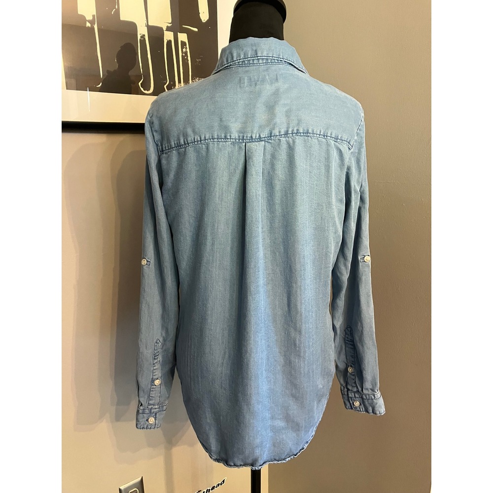 Thread & Supply Long‎ Sleeve Button Front Washed Denim Shirt Womens Size Medium - Picture 5 of 8
